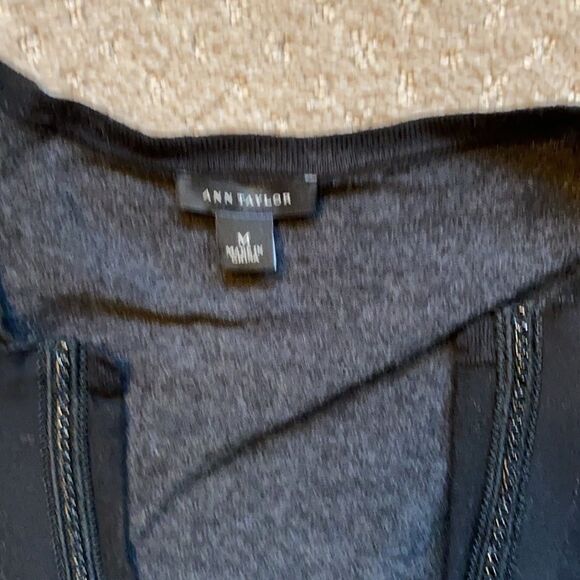 Ann Taylor cardigan sweater. Size Medium. Good condition - Picture 2 of 4
